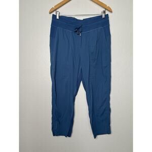 Lululemon Light Blue Dance Studio High Rise Crop Pant Size 10